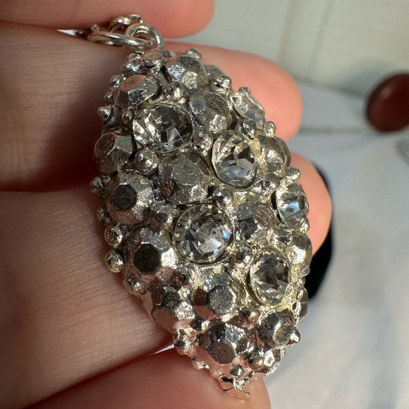 Unique silver nugget rhinestone pendant necklace - Picture 6 of 6